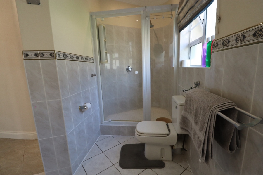 4 Bedroom Property for Sale in Summerstrand Eastern Cape